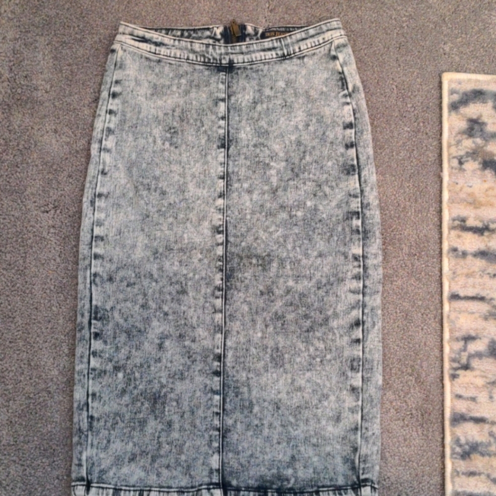 Modern vintage jean pencil skirt